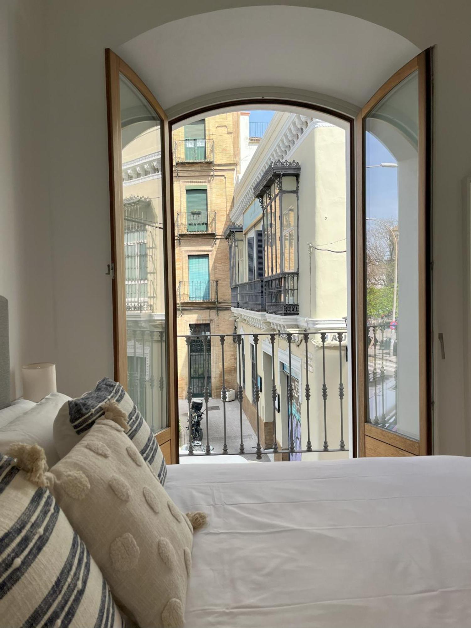 Balcones De Jauregui Premium Apartment Sevilla Eksteriør billede