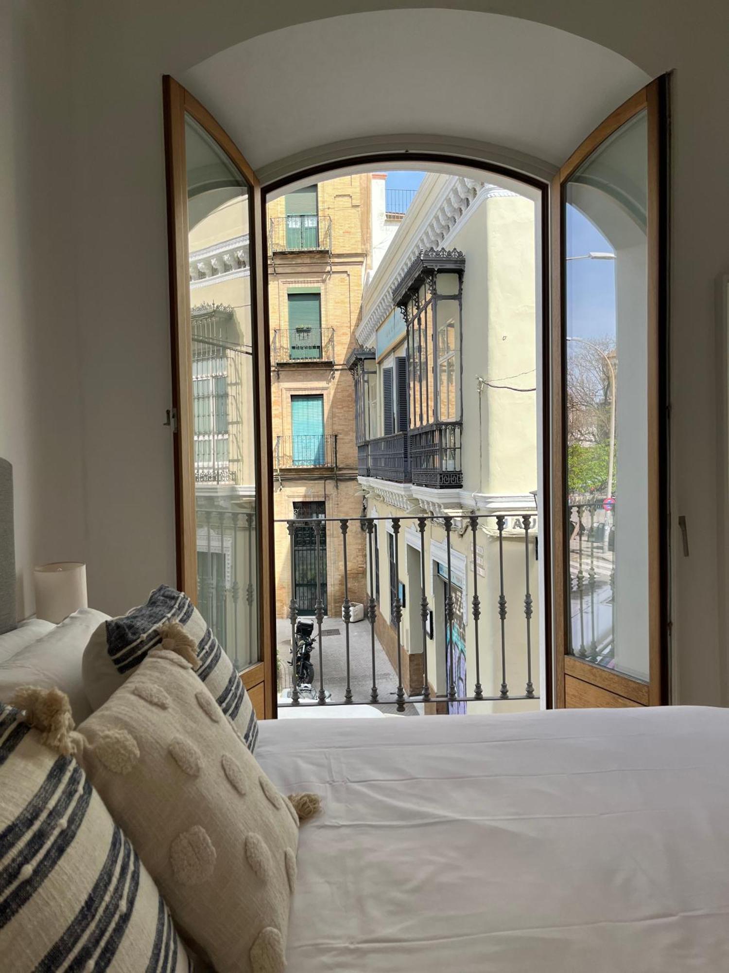 Balcones De Jauregui Premium Apartment Sevilla Eksteriør billede